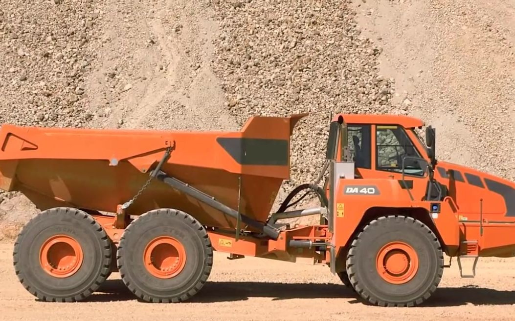 Radial 18.00R25/OTR Tyre/OTR Wheel for Rigid Dump Truck and Construction Machinery