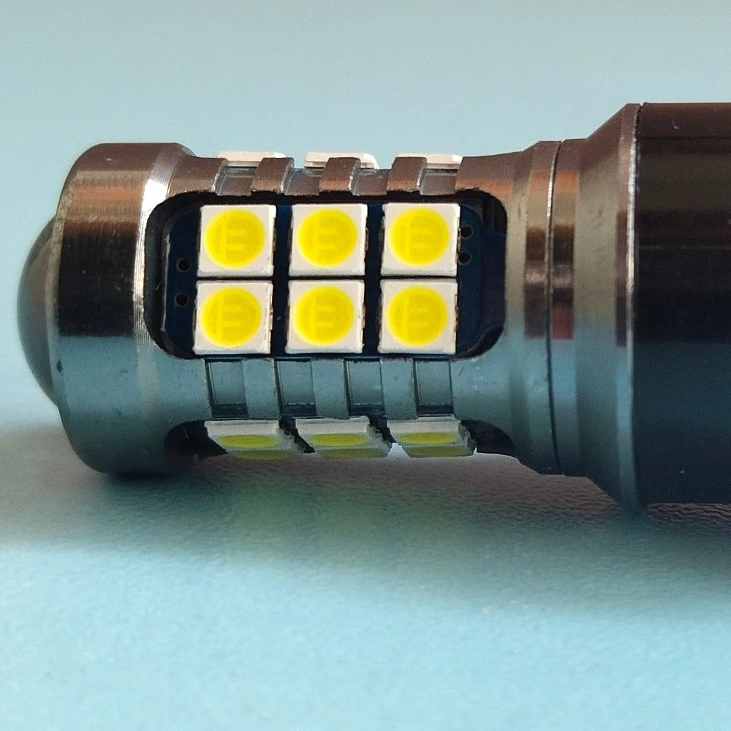 Светодиодная лампа 3157 для авто и мотоцикла, 5W/6W