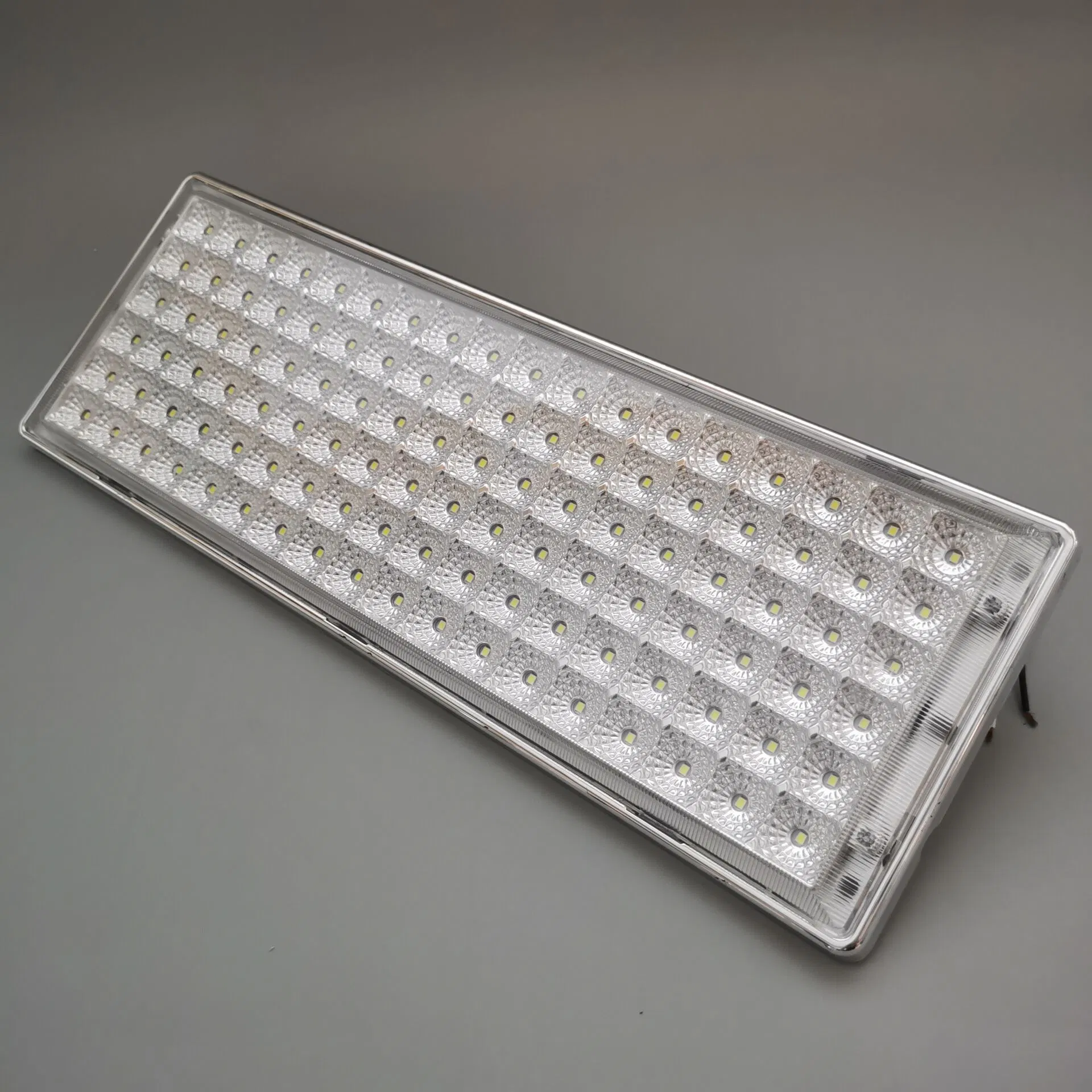 Потолочный светильник LED для автобуса и каравана