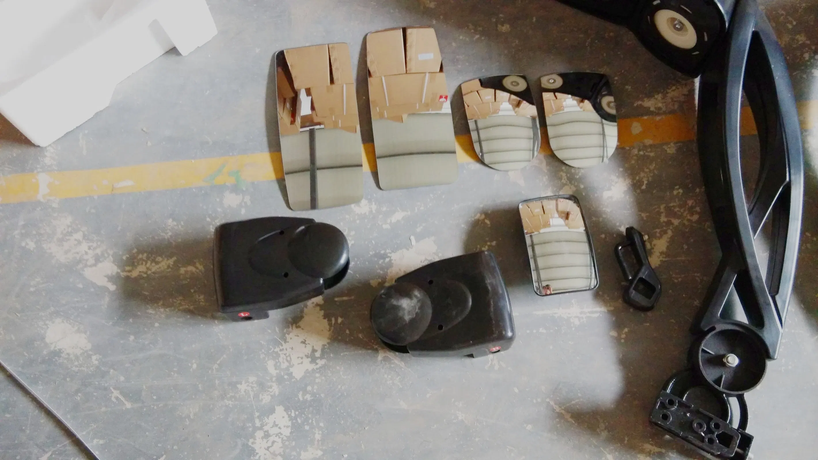 6856 Bus Side Mirror Hc-B-11090