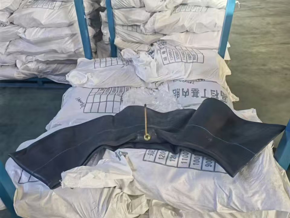 Камеры для грузовиков Butyl Rubber 1200r20, 1100r20, 750r16