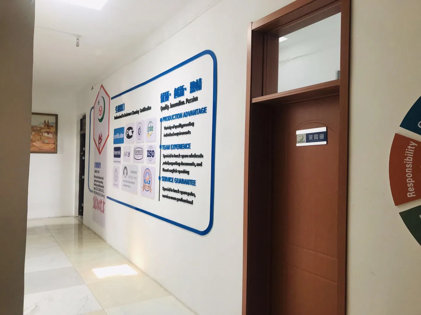 Oil Diseal Air Filter for Volvo Daf Man Cummins Weichai Foton HOWO