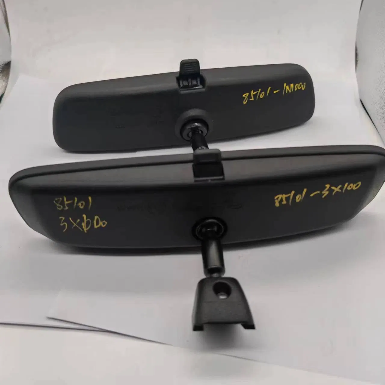 Premium Wide Angle Rear View Mirror for Clearer Vision 85101-1m000