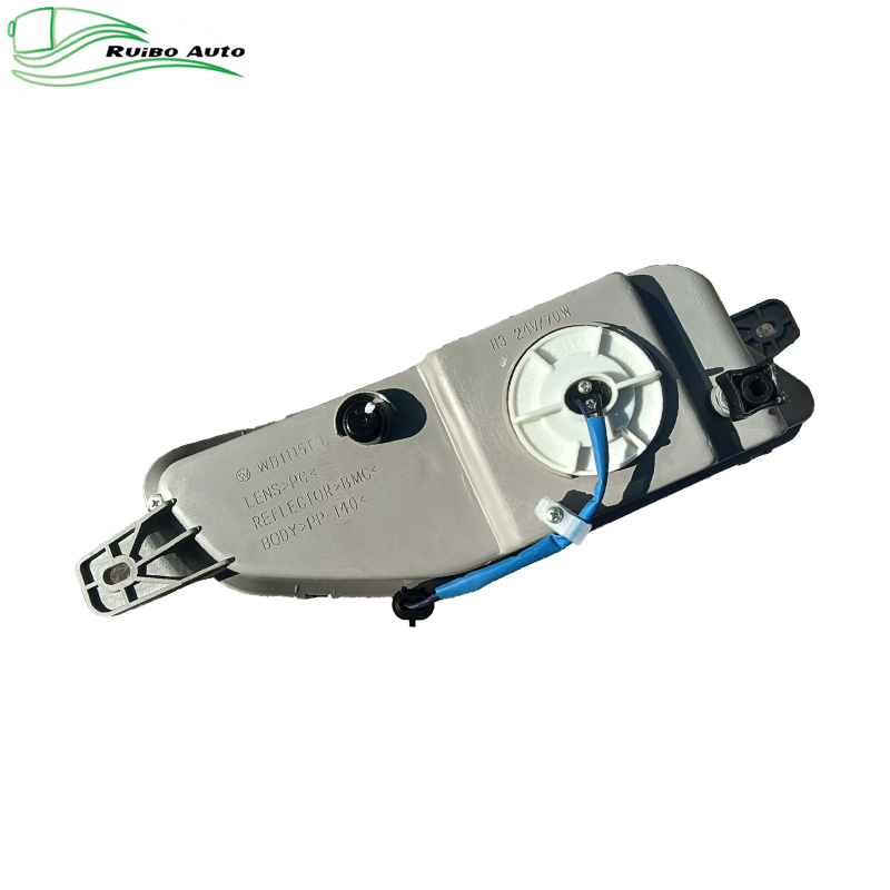 Противотуманные фары Foton Auv Bus левая и правая 1U12837100001/02