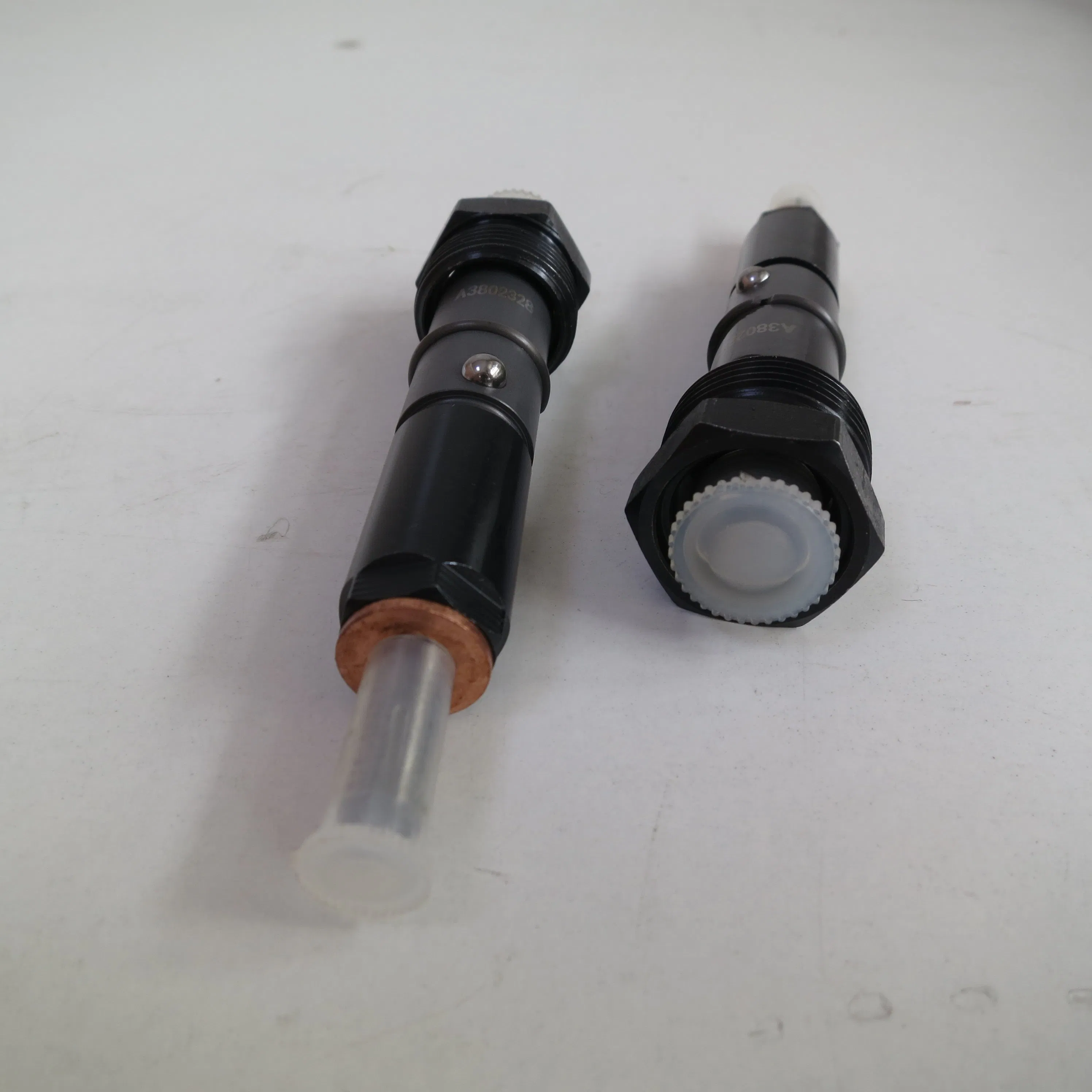 Топливная форсунка Cummins 3802328