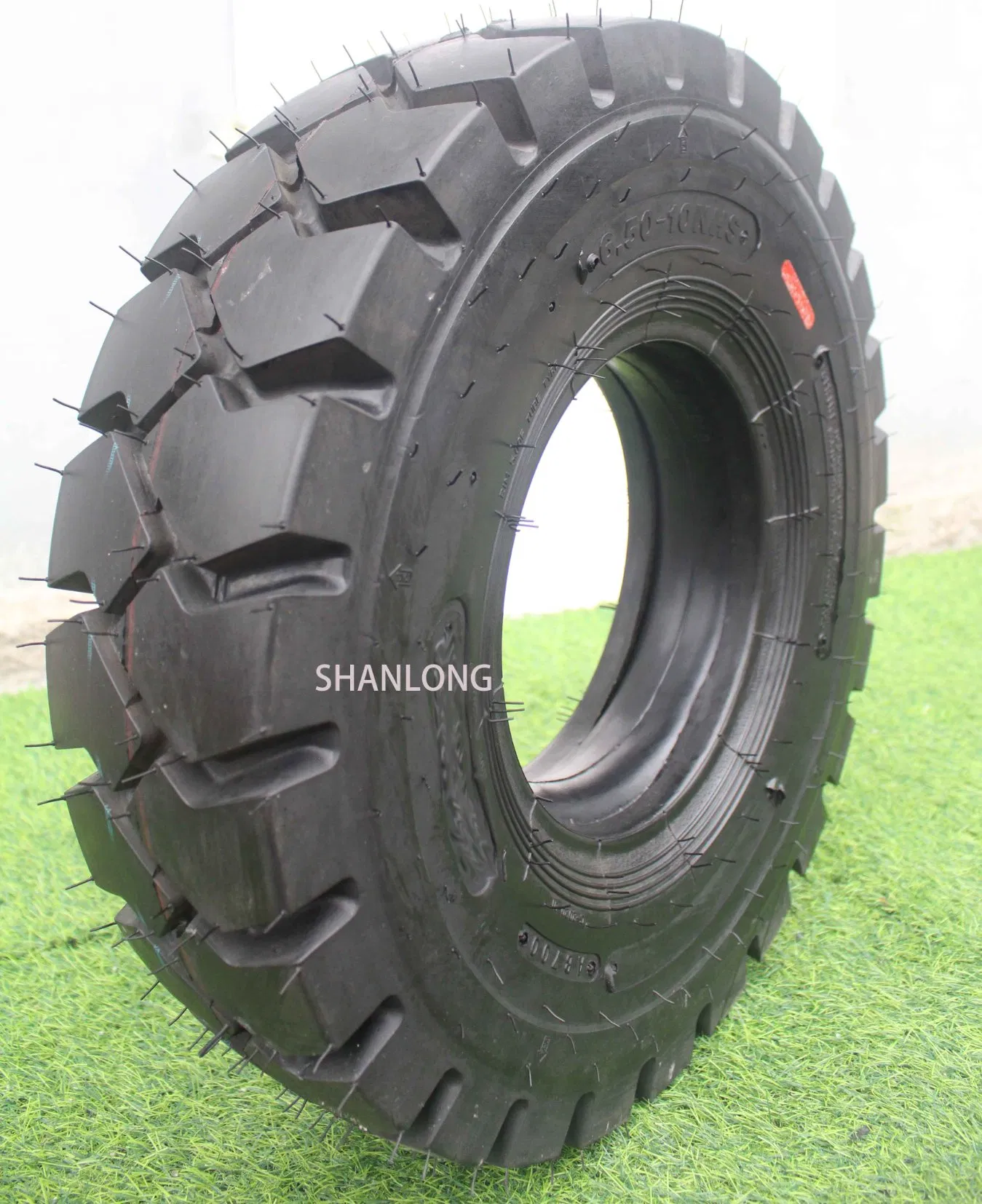 Пневматическая шина 28*9-15 для вилочных погрузчиков