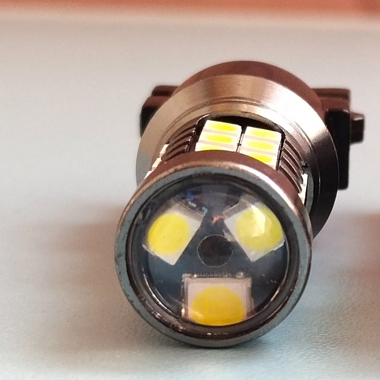 Светодиодная лампа 3157 5W/6W для поворотников