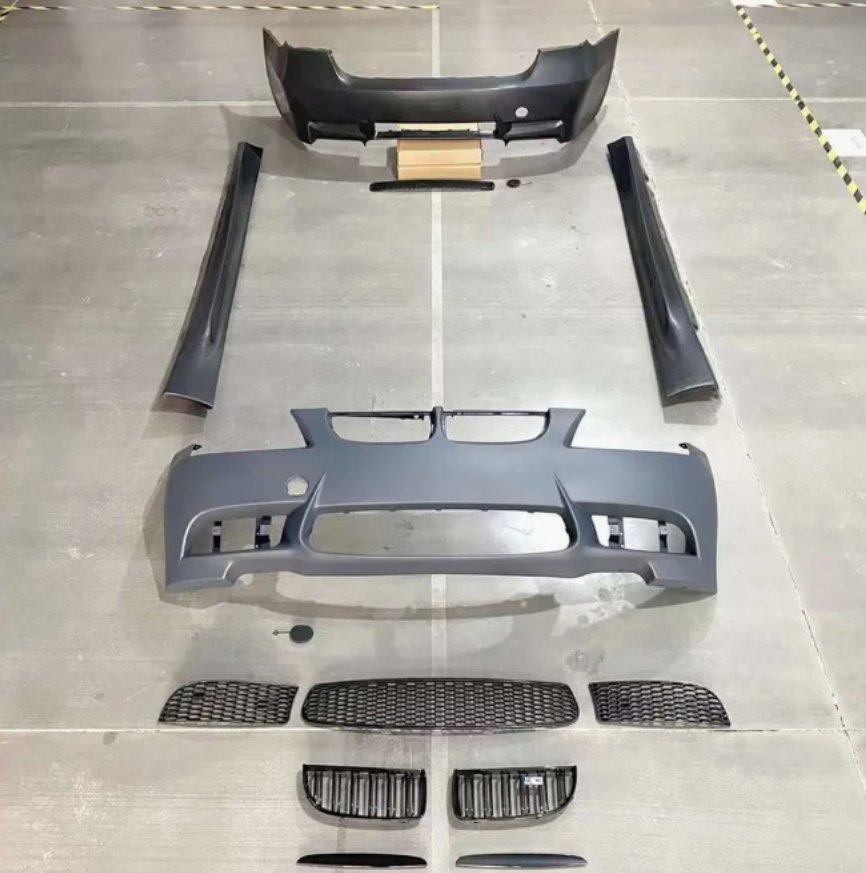 Auto Parts Bodykit for BMW 3 Series E90 E46 E92 Modified M4/M3/Mt with Front Bumper Rear Bumper Grille Light