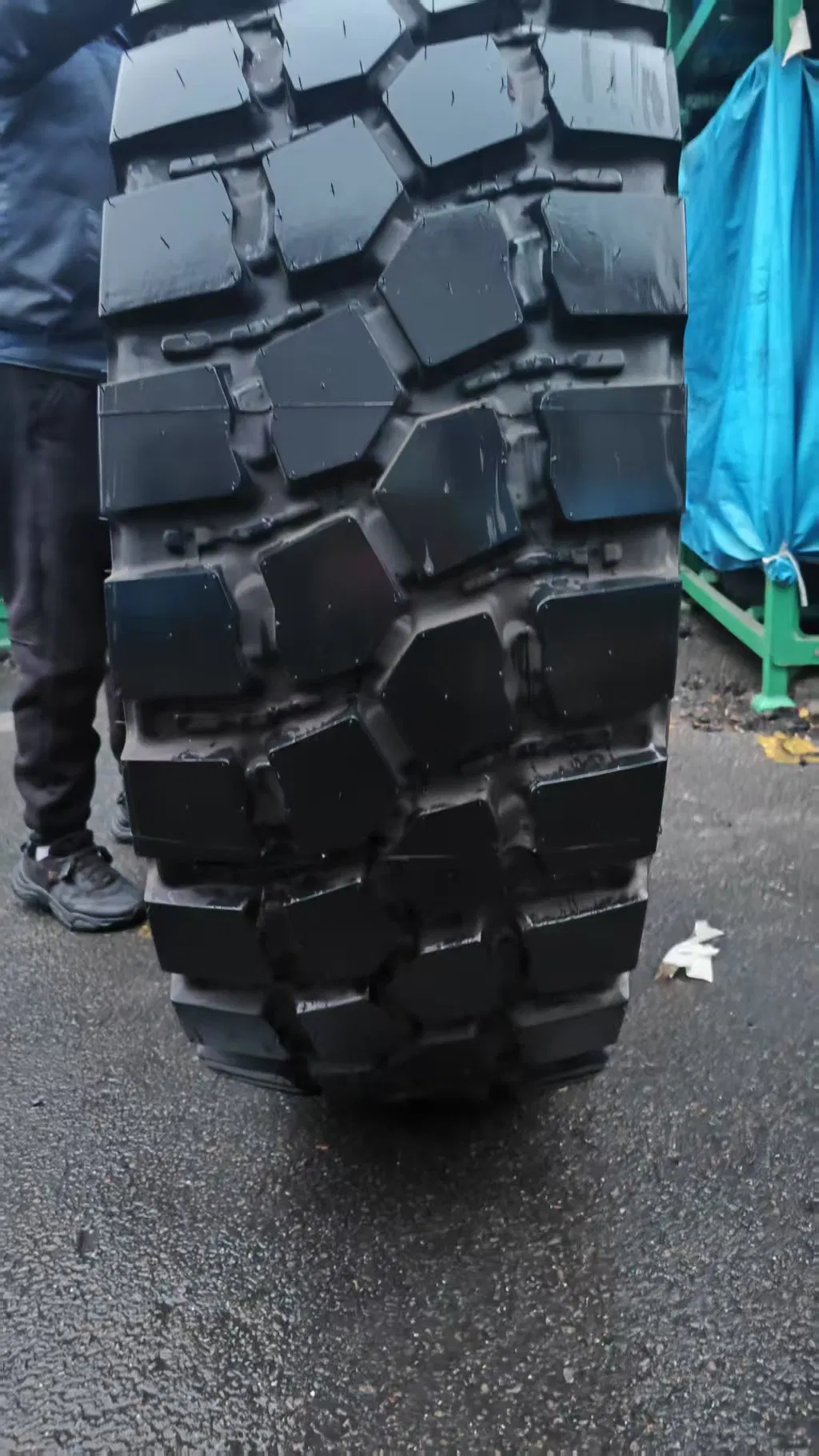 Шины 1600R20 FOKKESEN для грузовиков и спецтехники