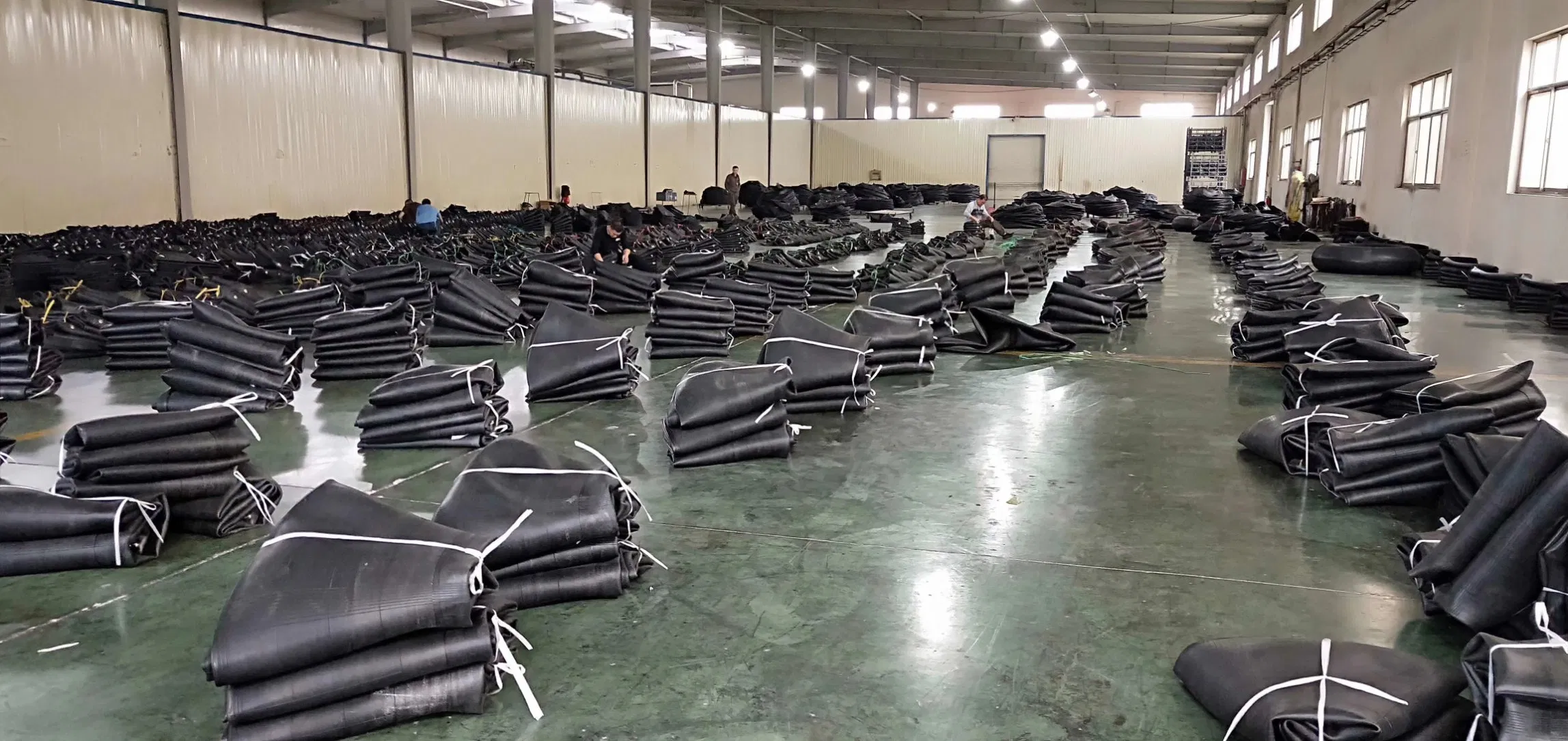 Камера мотоциклетная 300-18, 275-18, 275-17, 300-17, 400-8