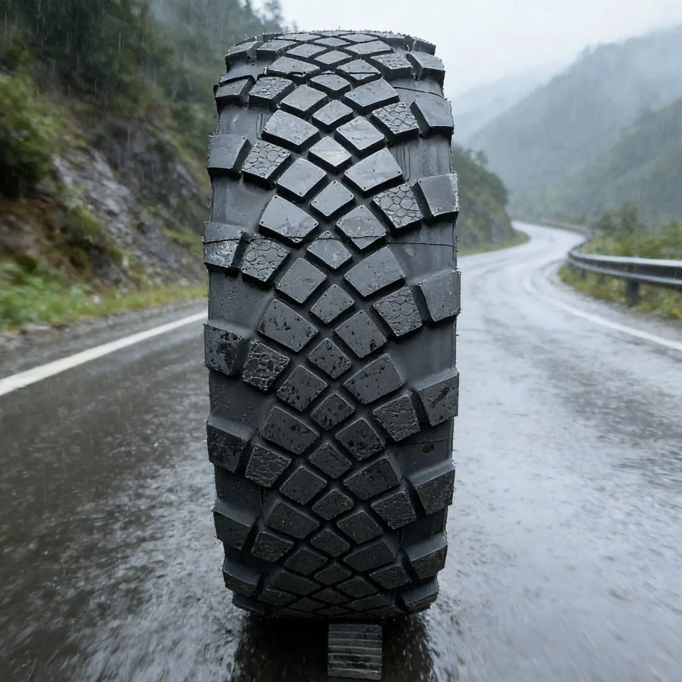 Chaoyang CS100 315/80r22.5 18pr Mine Truck OTR Tire Wear-Resistant