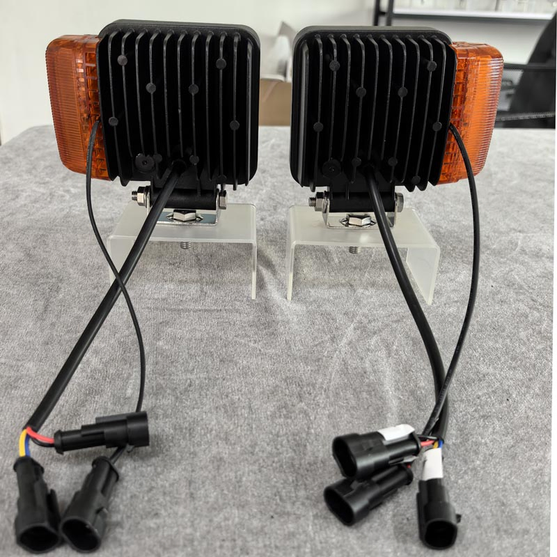 Квадратная светодиодная рабочая фара 5.5 дюймов, 15W, IP67