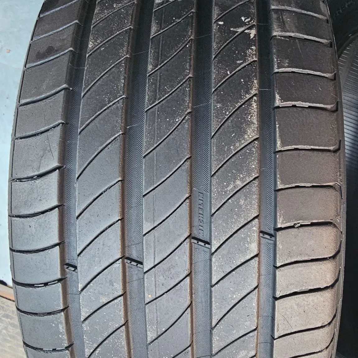 Автошина 245/45R18 с гарантией, б/у