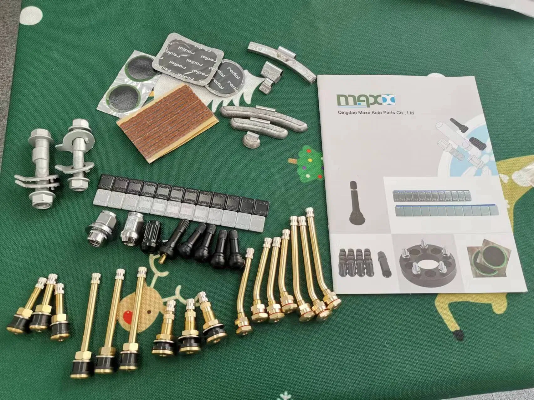 Maxx Tubeless Snap-in Valves Tr413AC Tr414AC with Colorful Valve Chrome Sleeve