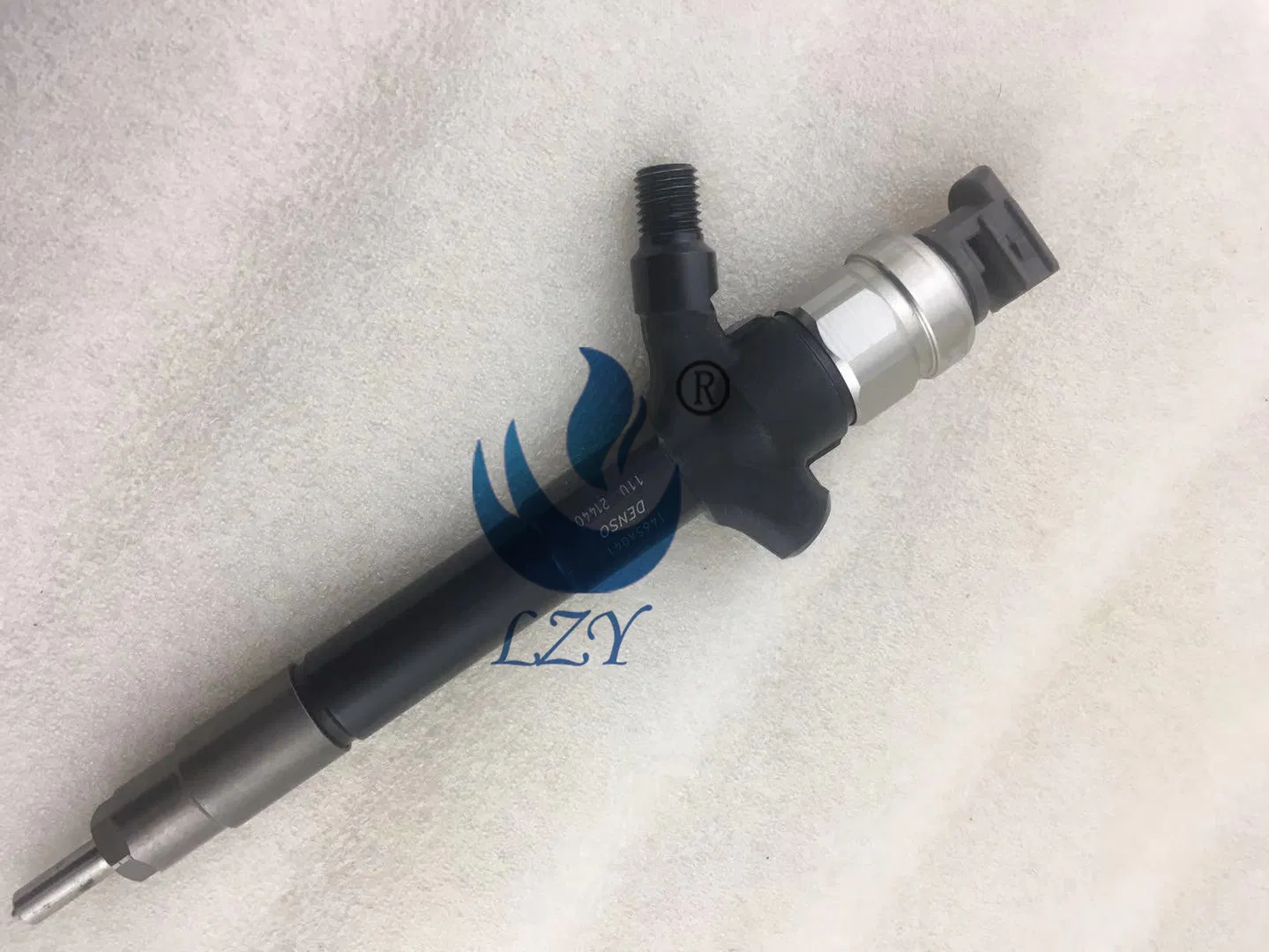 Diesel Engine Common Rail Injector for Mitsubishi Series 1465A041/095000-560# (1465A054/095000-576#)