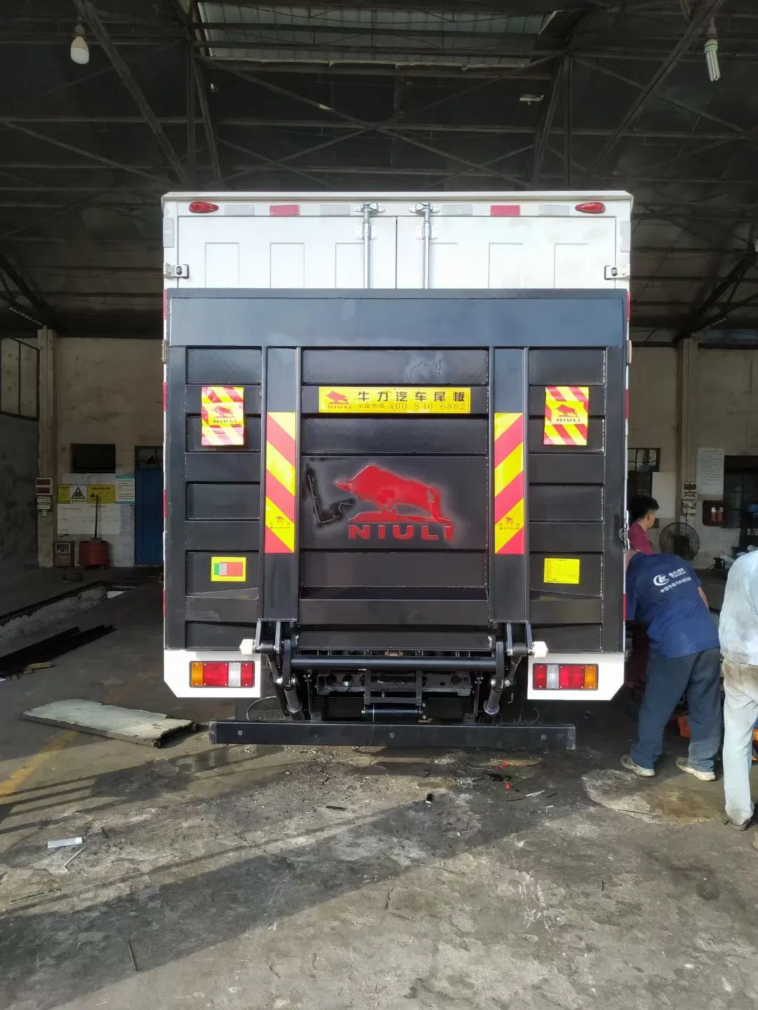 Niuli Best Brand Strong Performance Hydraulic Tailgate Tail Lift