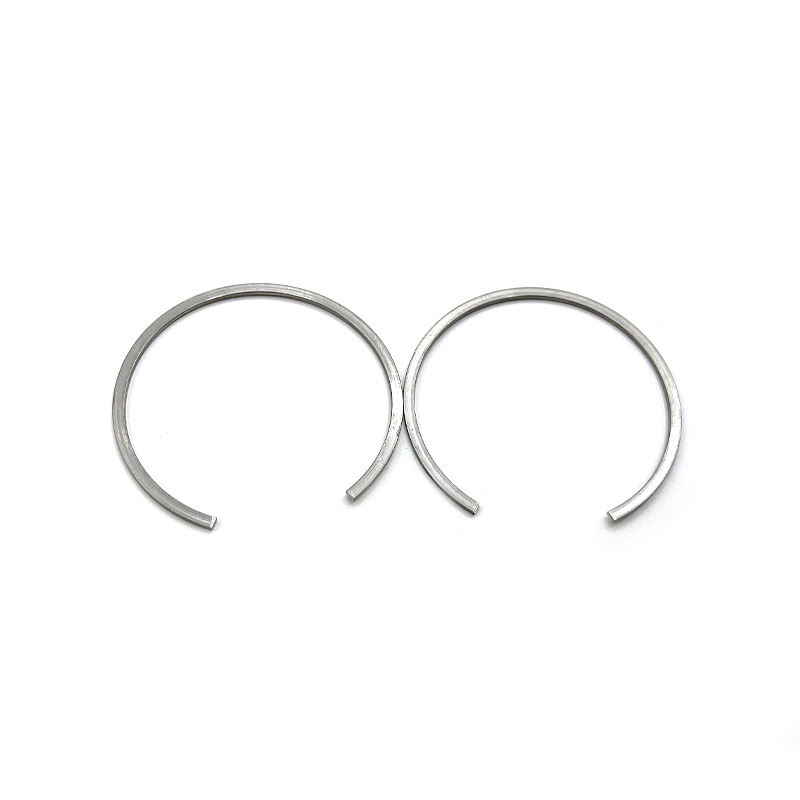 Поршневое стопорное кольцо из плоской стальной проволоки