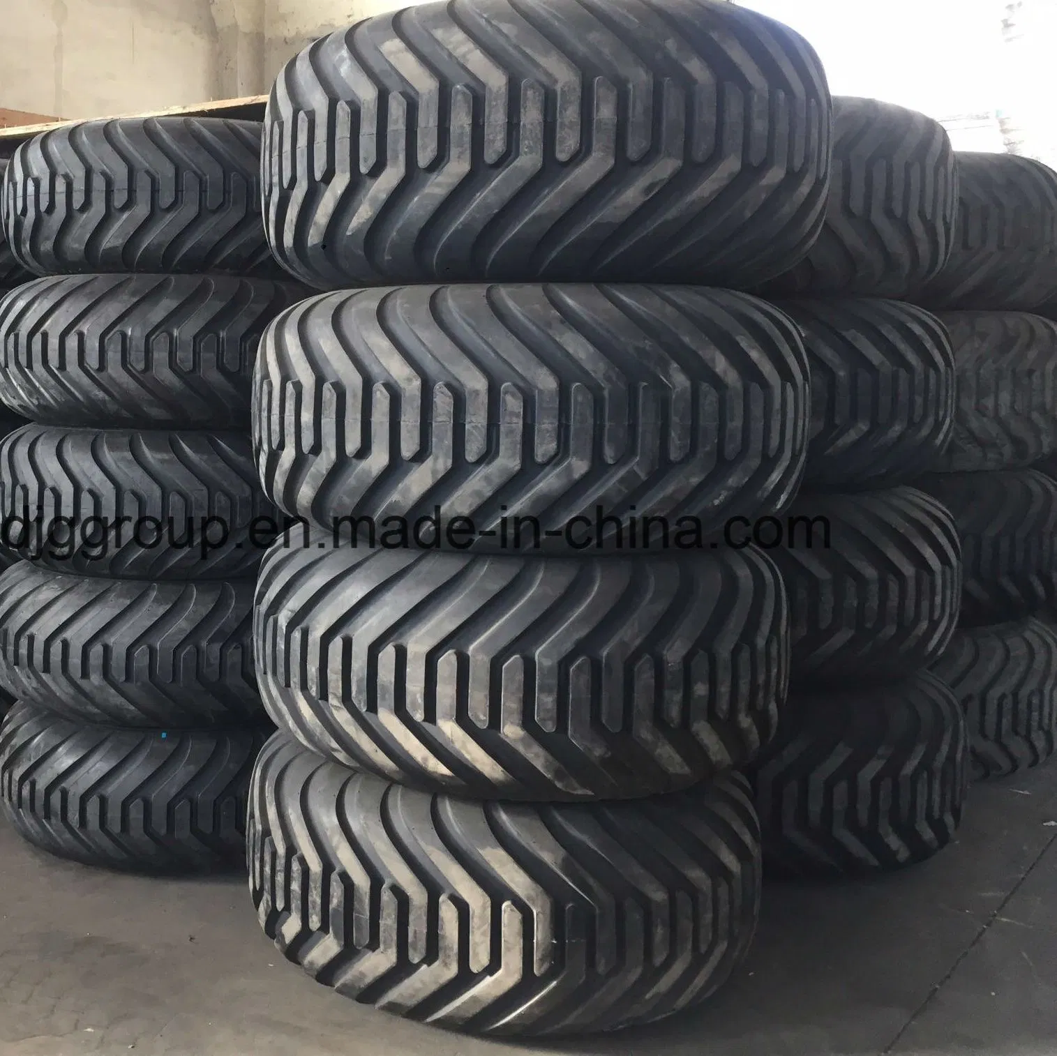 Agricultural Wagon Flotation Trailers Spreader Harvester Tires 550/45-22.5 600/50-22.5 600/55-26.5