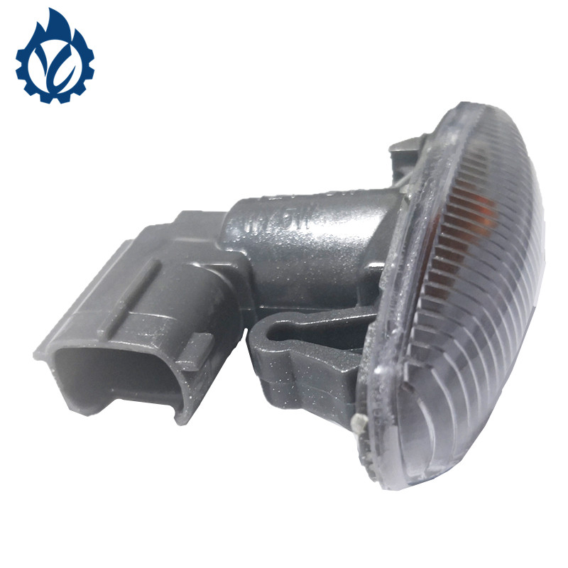 Боковая лампа для Toyota Hilux Revo