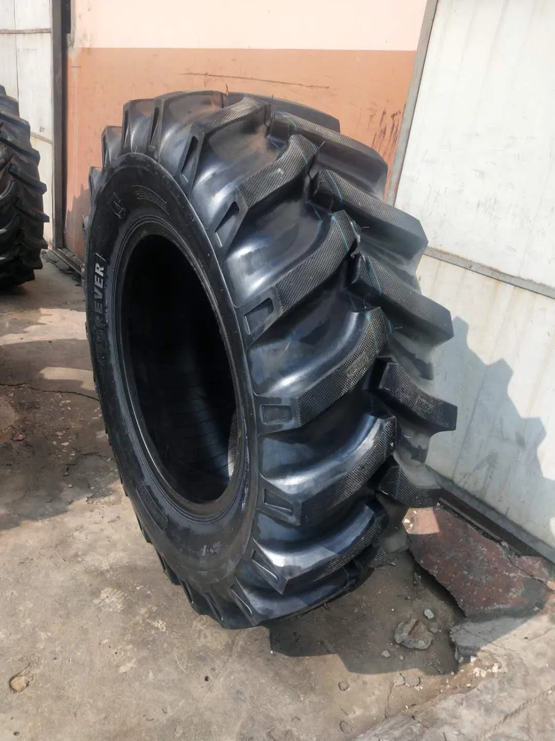 High Quality Agr Tyres 16.9-28 18.4-30 with The Most Competitive Price