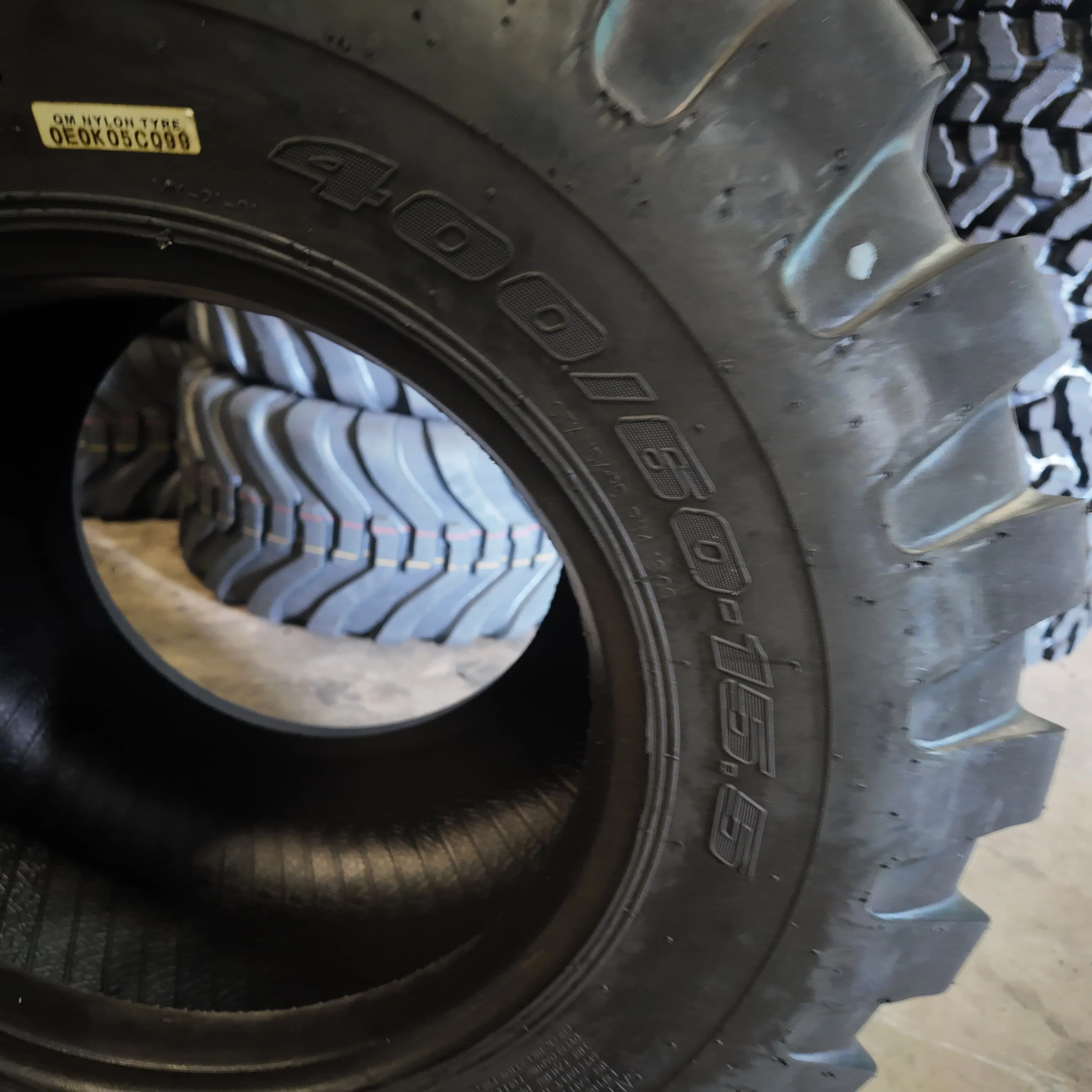 Durable Industrial Radial Tire 12.5/80-18-12PR for Road Graders