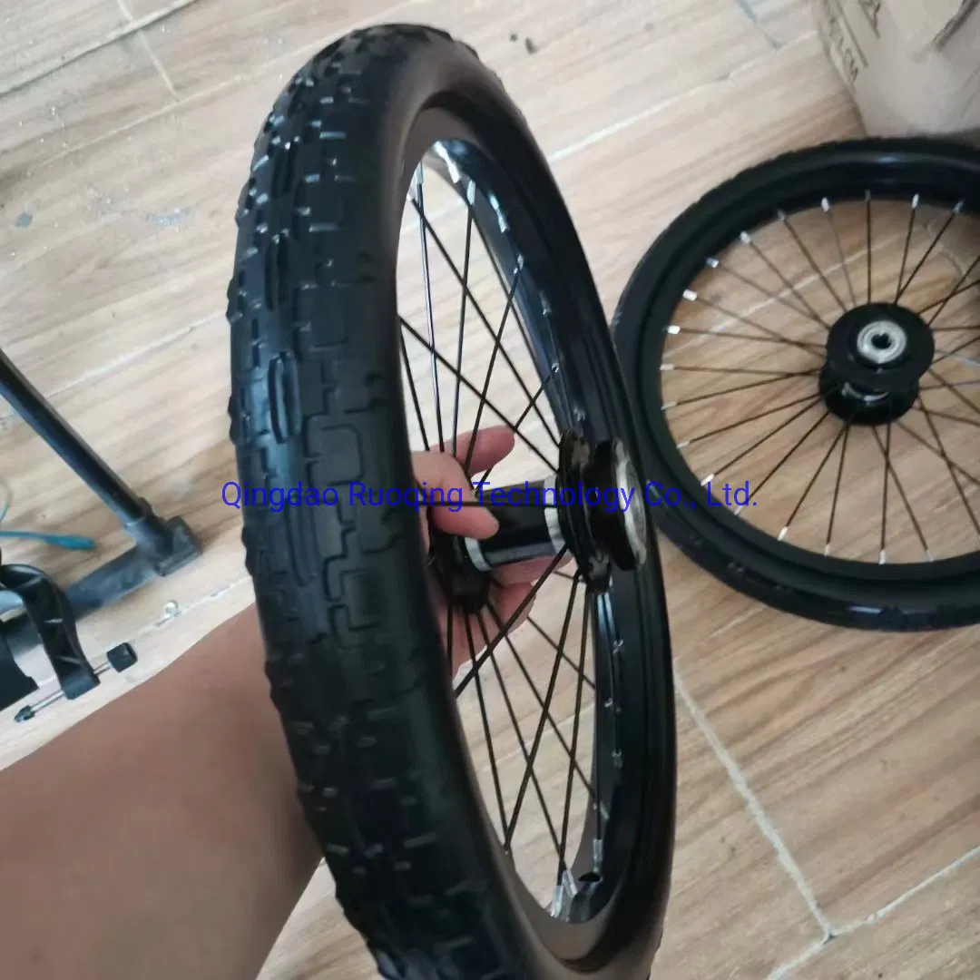 Велосипедная камерная покрышка с ободом и спицами