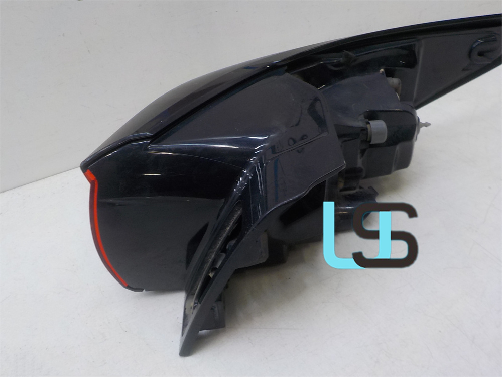 Rear Light Left for Mazda Cx-5 II (2017-2018) Kb8m51160f Kb8m51150f