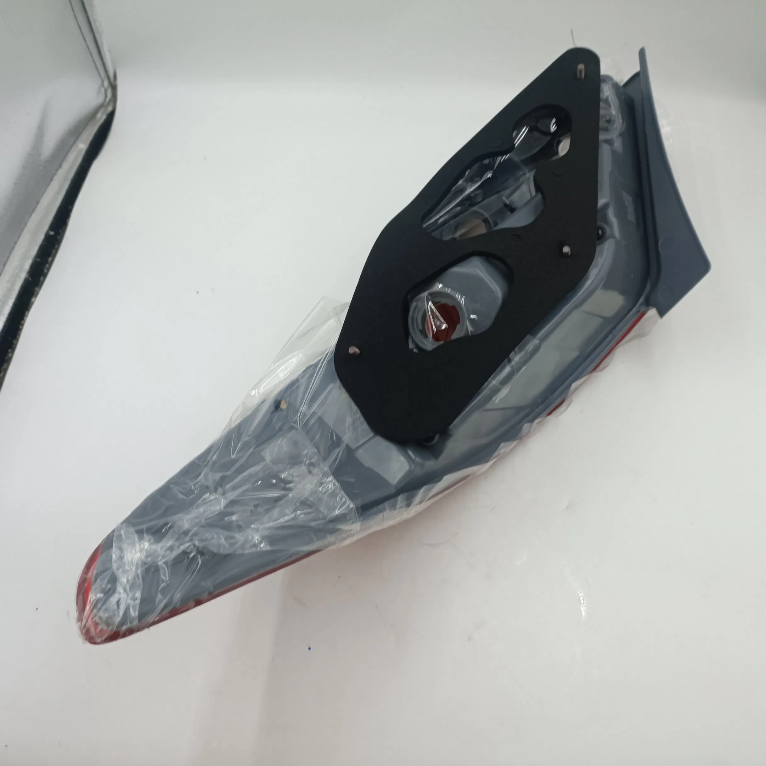 Tail Lamp 92401-4L600 924014L600 92402-4L600 924024L600 for Hyundai Accent 2014/Solaris Russia