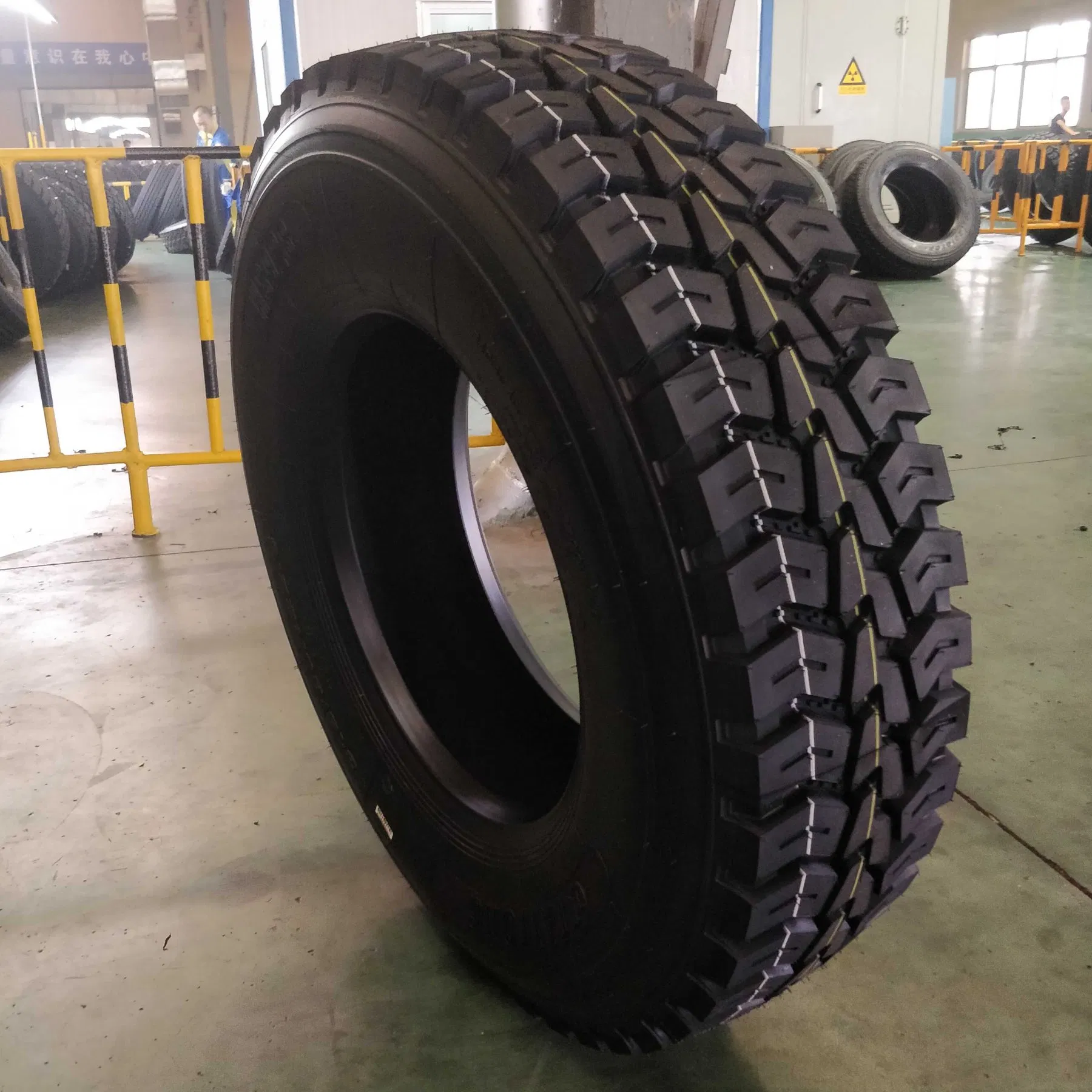 Wholesale China Cheap Price Radial Truck Tires 295/80r22.5 295 80r22.5 315/80r22.5 315 80 22.5 12r22.5 12 22.5 12.00r24 12 24 12.00r20 12r20