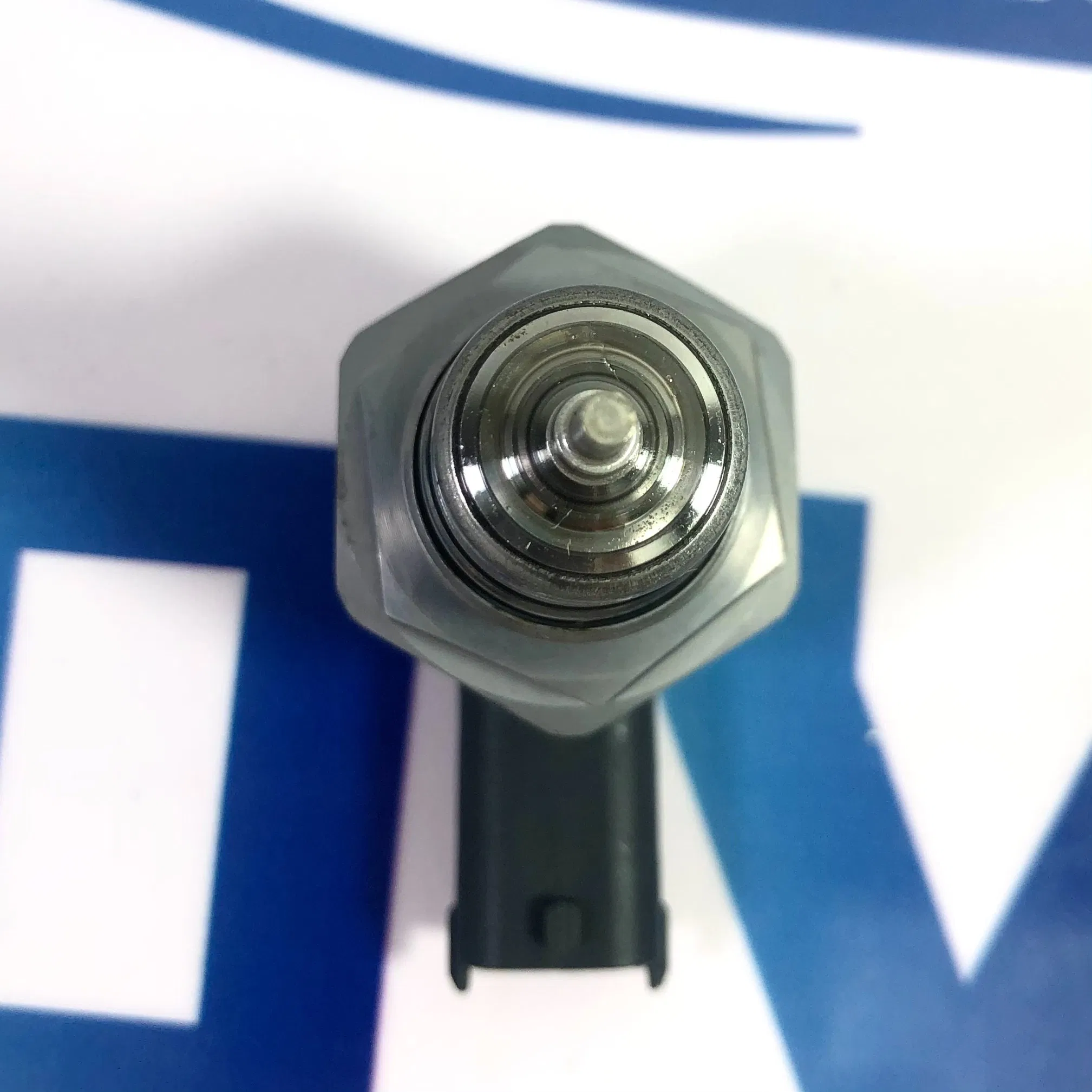 Common Rail Pressure Regulator Valve 0 281 002 507 for Ford Hyundai