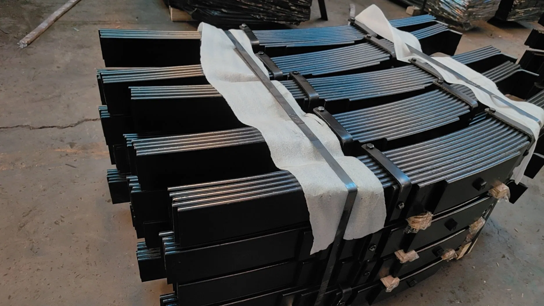 High Quality Leaf Spring for Sale