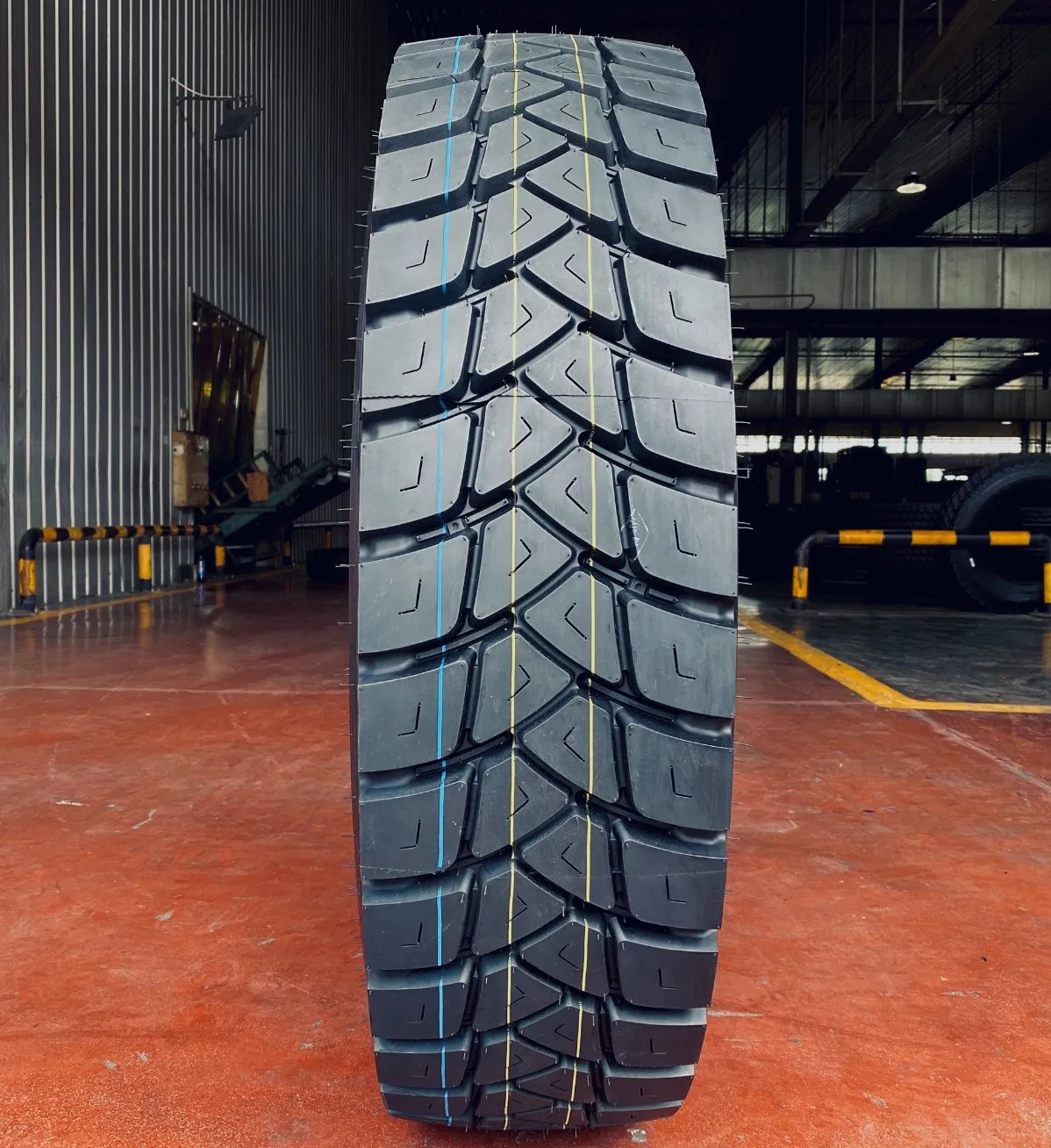Durable 315/80r22.5 & 295/80r22.5 Truck Tyres for Africa