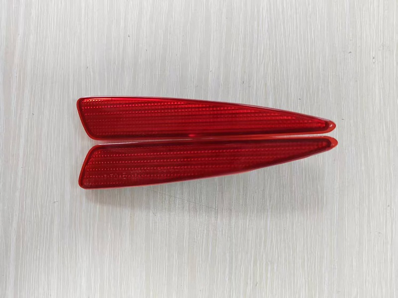 Задний бамперный отражатель для Toyota Corolla Auris 2013-2015