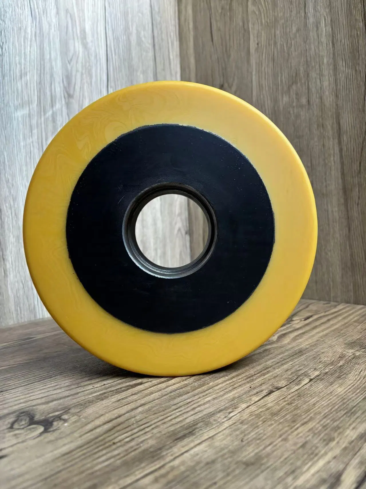 Ведущее полиуретановое колесо для погрузчика Xilin, Linde, Hyster, Mima