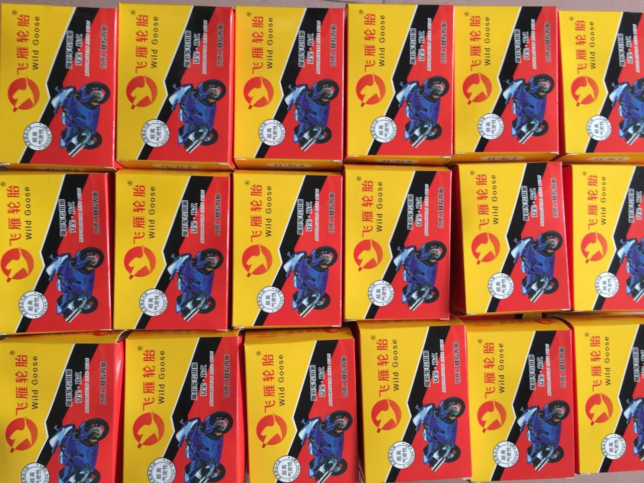 Камера мотоциклетная 17 дюймов, натуральный каучук (2.25-17, 2.50-17, 3.00-17, 2.75-17)