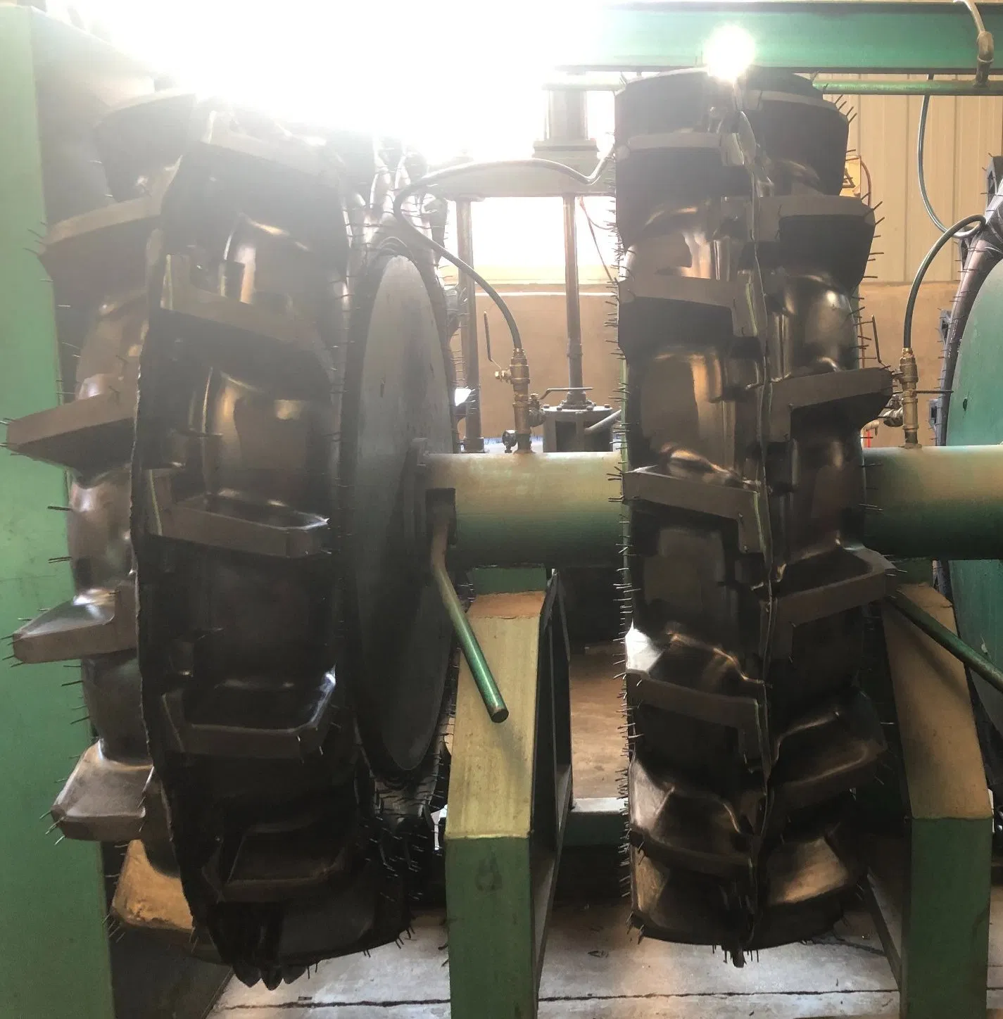 18.4-34 10pr Tt Agriculture Tyres/Paddy Field Tyres/Agricultual Tires with Long Life Time