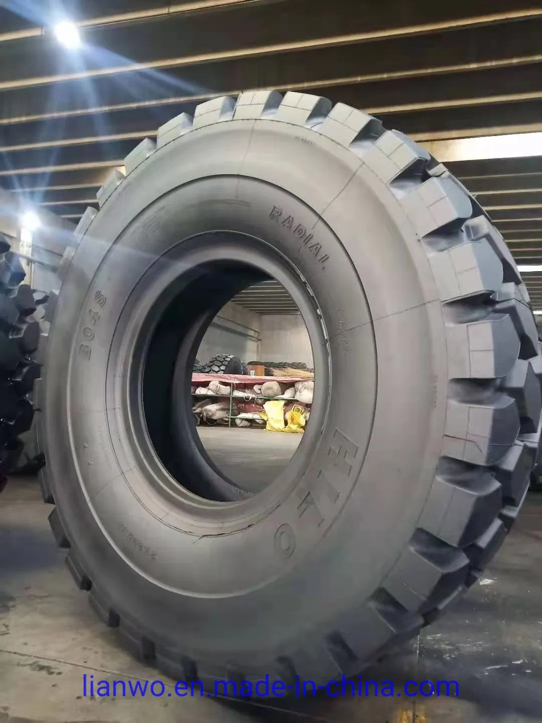 Tires (OTR) 21.00r35 Lianwo Brand Rigid Dump Truck Tr50 Tr60 Radial Tyre 2100r35