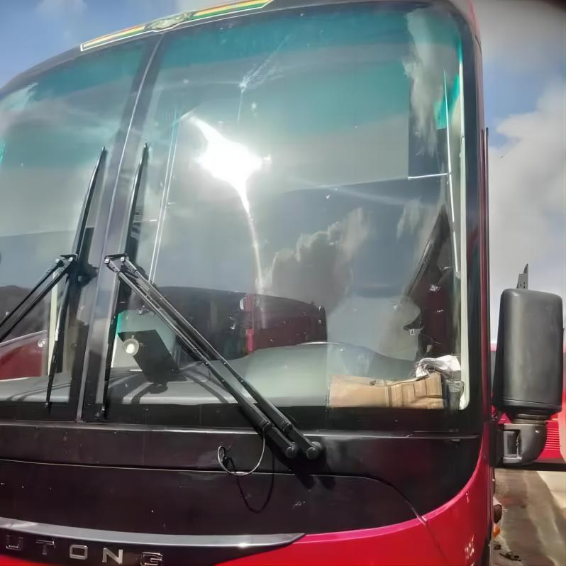 Bus Front Windshield Glass for Yutong Zk6128h for Ghana