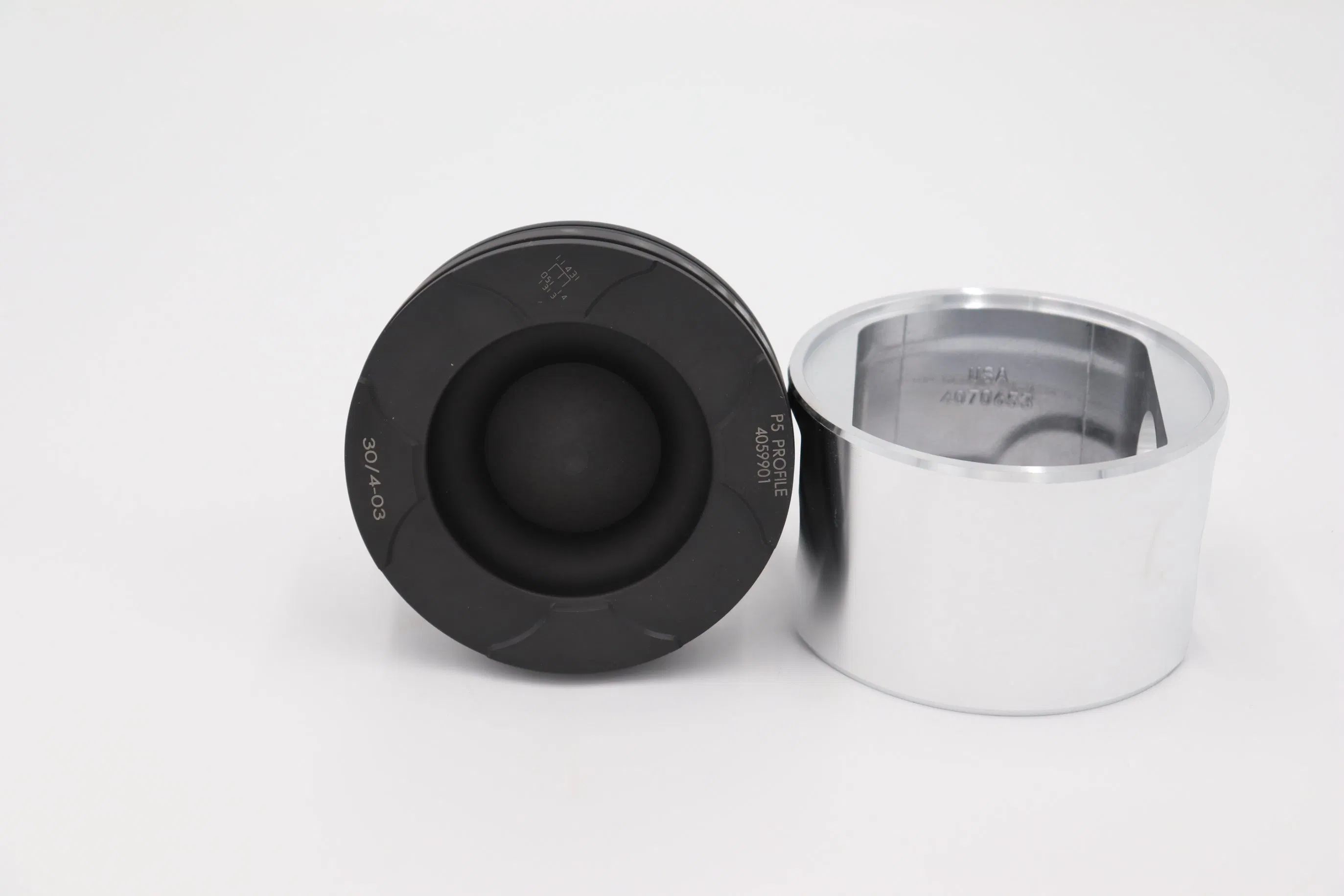 Поршень двигателя Cummins M11 QSM11 4059901