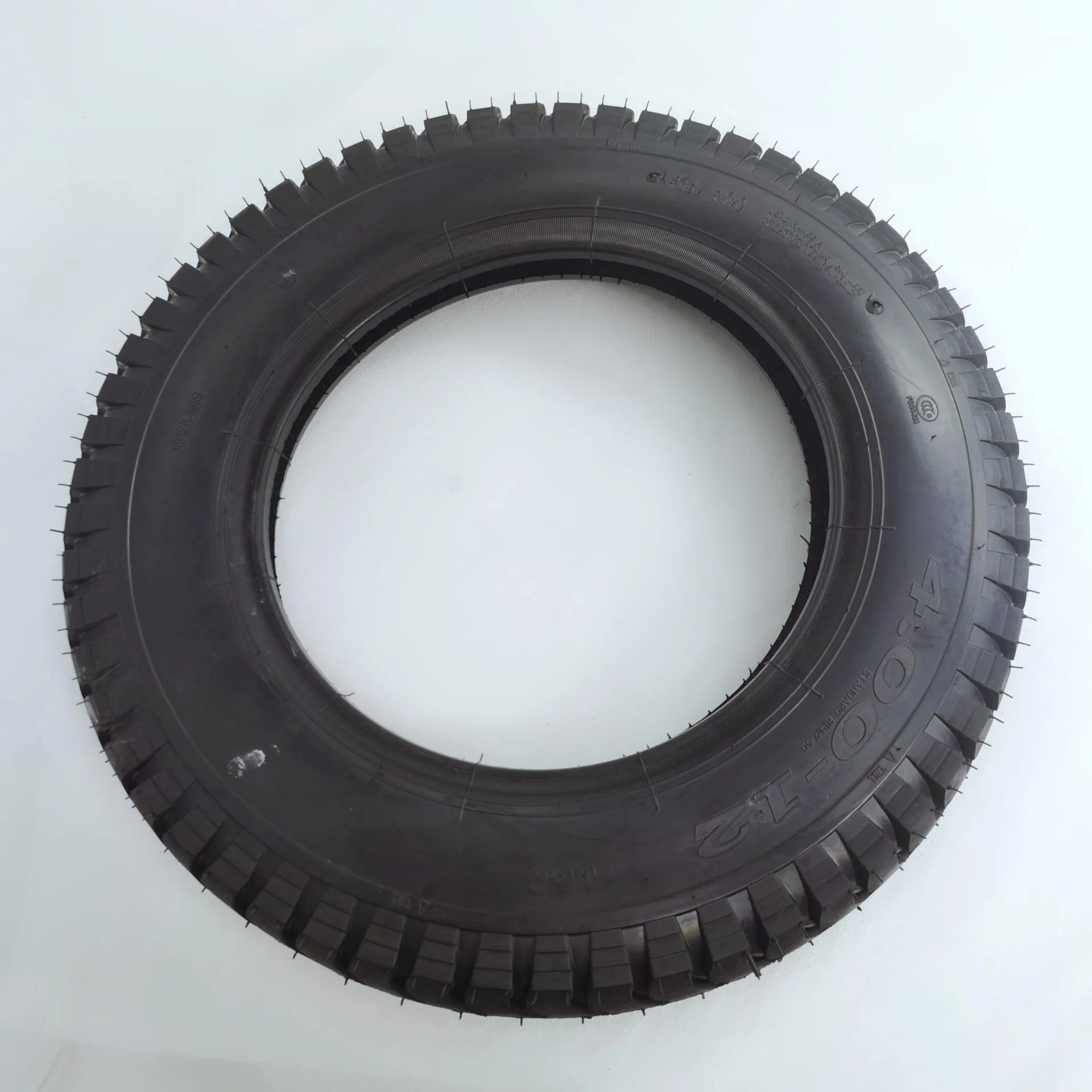 Бескамерная шина 4.00-12 KAINIU для всех сезонов