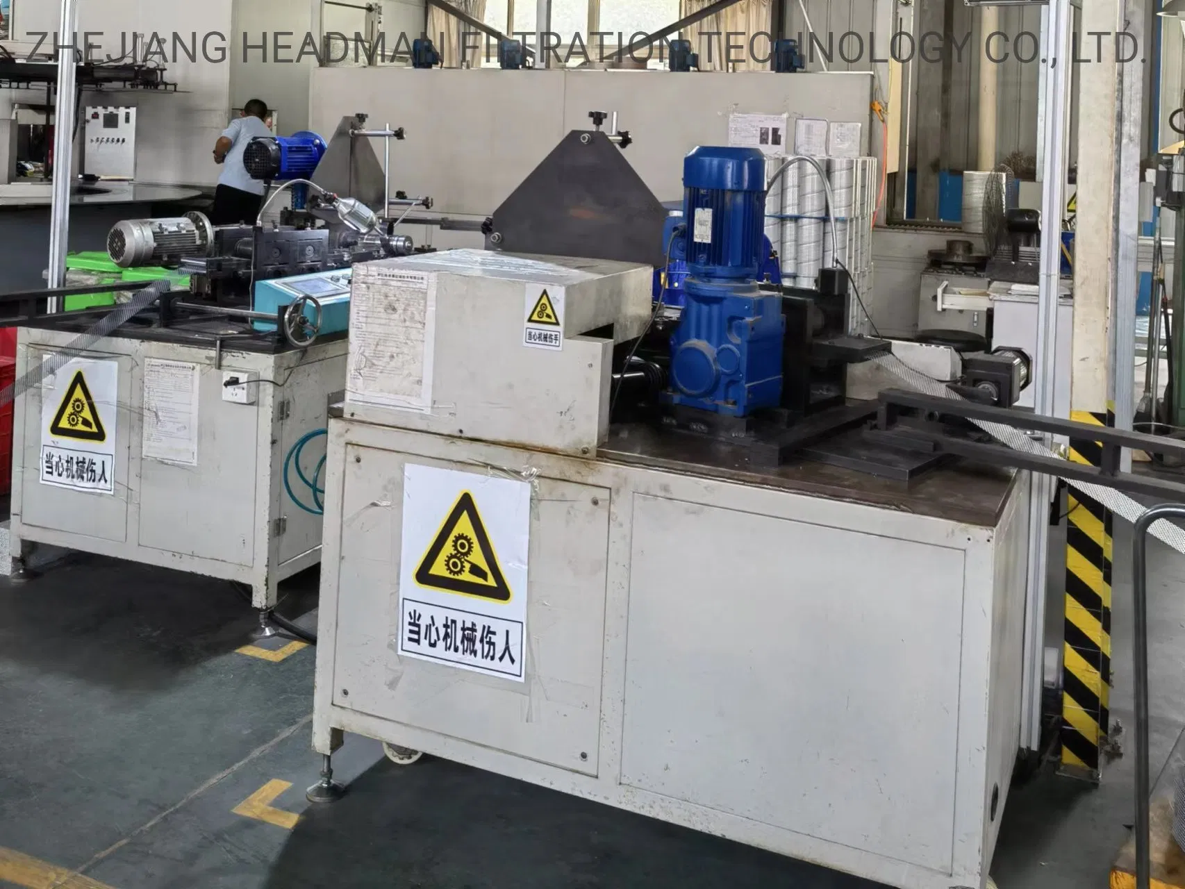 Excavator Spin-on Oil Filter Fuel Filter P551381 Lf3626 B7004 4206089 65.05510-5017s