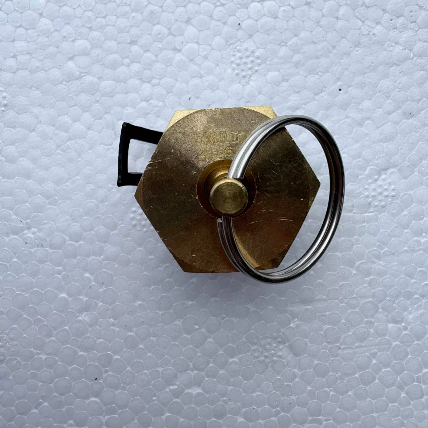 Premium Bus Chassis Drain Valve with Superior Sealing Technology