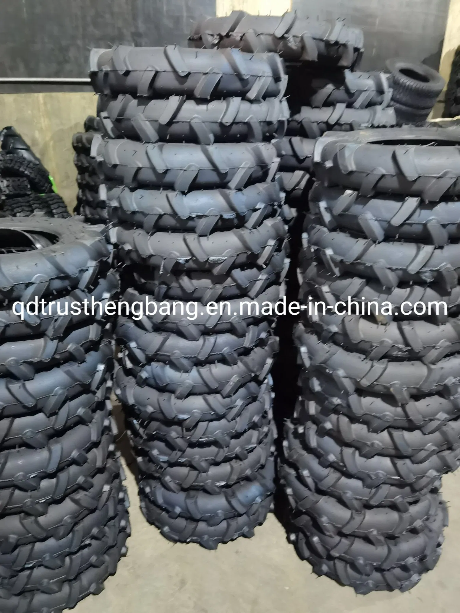 Шина сельскохозяйственная 4.00-8 / 4.00-10 с диском