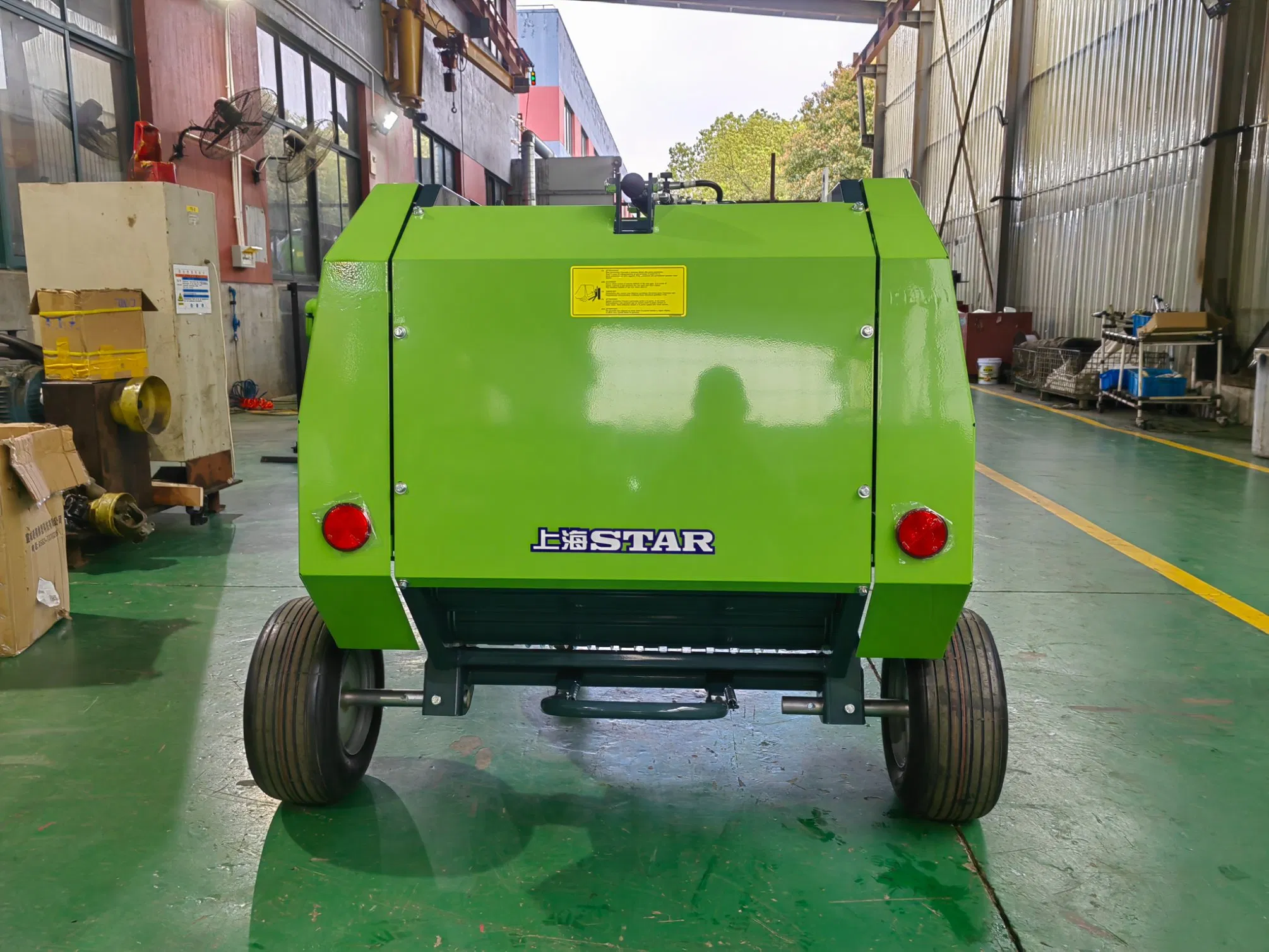 Мини-рулонный пресс-подборщик STAR для малых ферм