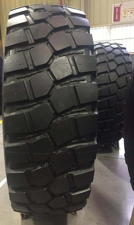Tire Factory Sportrak 23.5r25 235r25 Radial Tubeless OTR off The Road Engineering Machinery Tire Wheel Loader Tyre