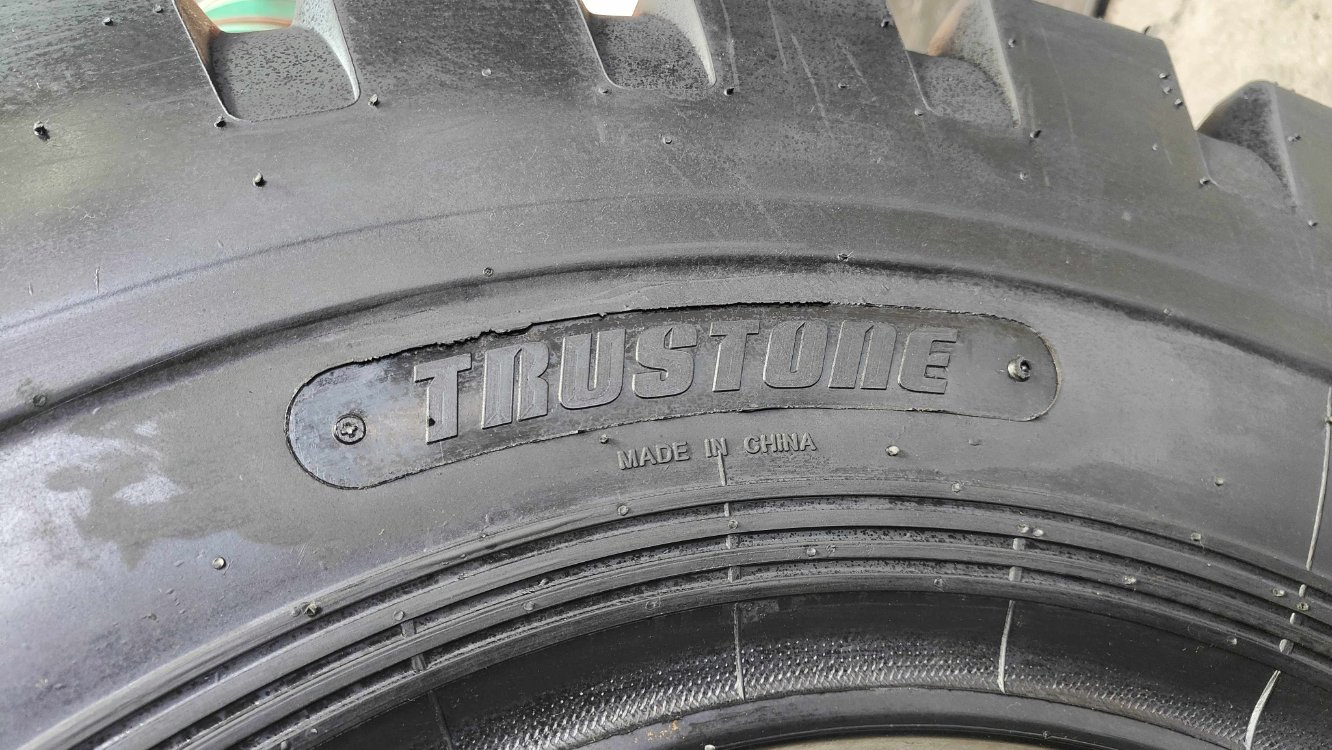 off Road Tyre 23.5-25 for Heavy Industrial Machine High performance