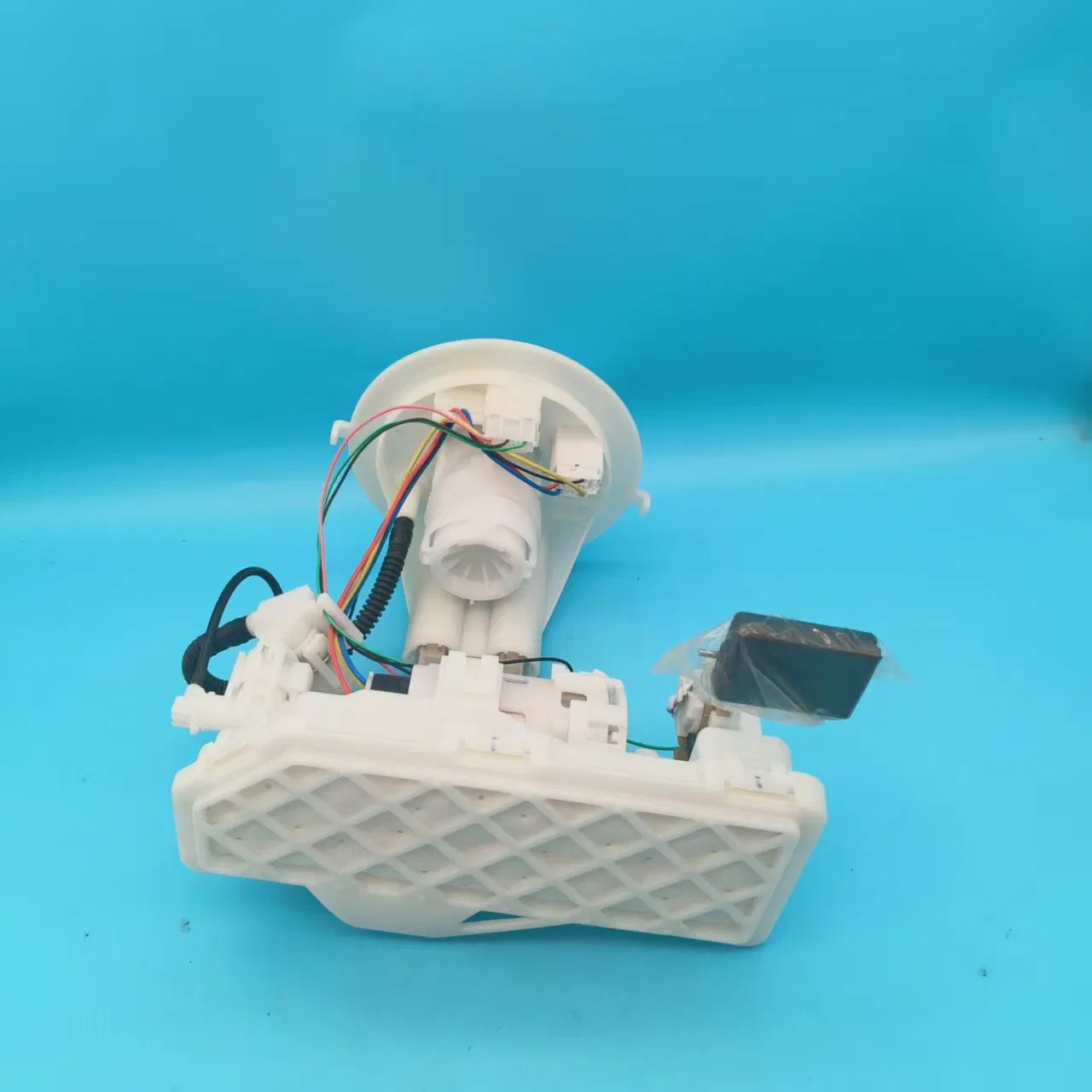 Fuel Pump Assembly 77020-0e200 for Toyota Crown Lu Fang 2021-Factory Direct Sales