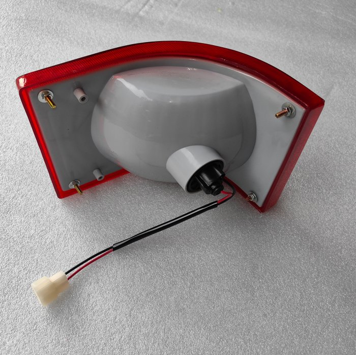 Dq010503 Korea Daewoo Bus Tail Lamp Auto Spare Parts