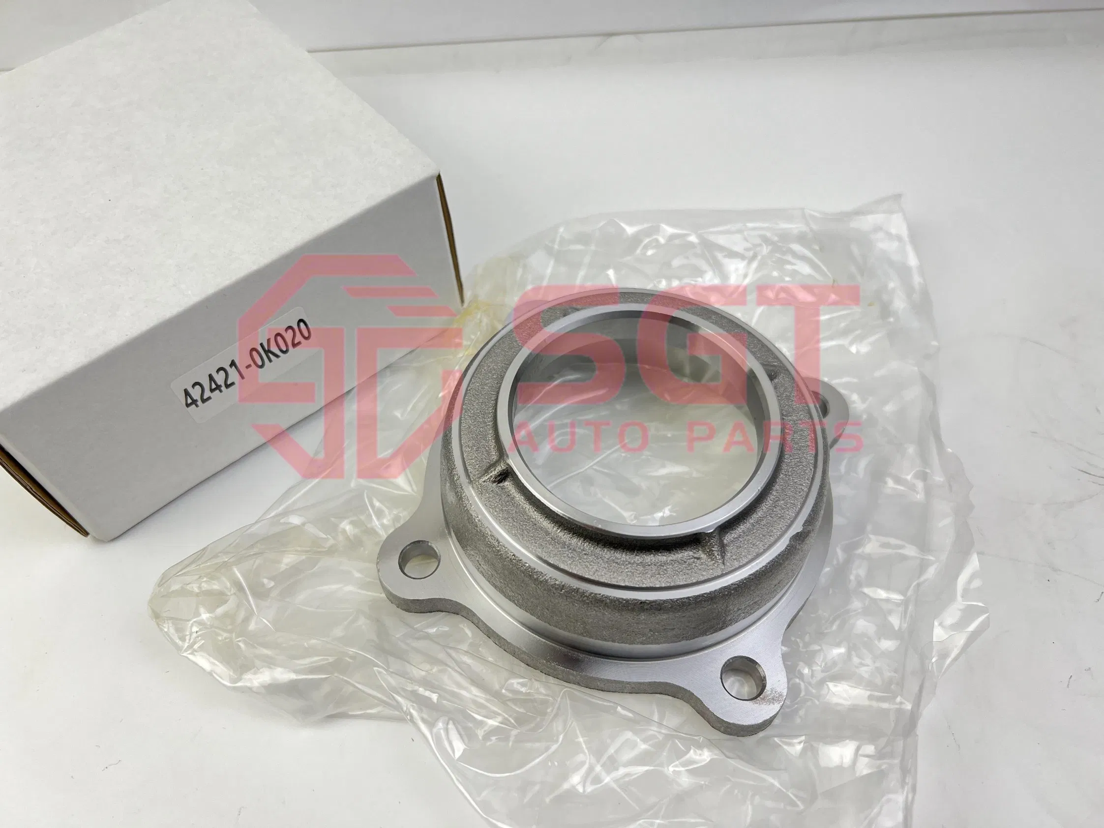 Корпус подшипника заднего моста Toyota Hilux 42421-0K020