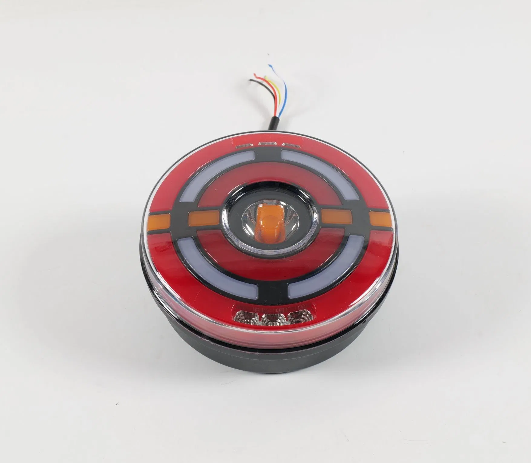 Светодиодные стоп-сигналы и поворотники для грузовиков